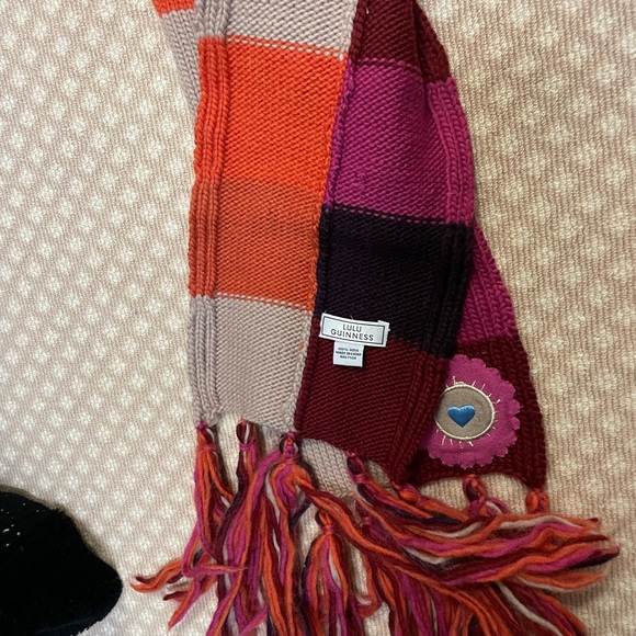Lulu Guinness matching hat and scarf set.  Super cozy warm and adorable. - Picture 4 of 6